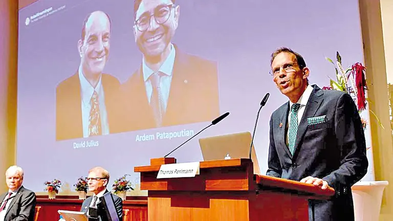 La primera ceremonia del Premio Nobel para los  ganadores de Medicina. EFE