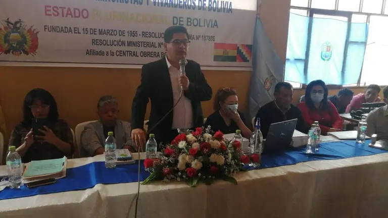 El ministro de Econom&iacute;a y Finanzas P&uacute;blicas, Marcelo Montenegro, durante su intervenci&oacute;n en una reuni&oacute;n con un sector de los gremiales.