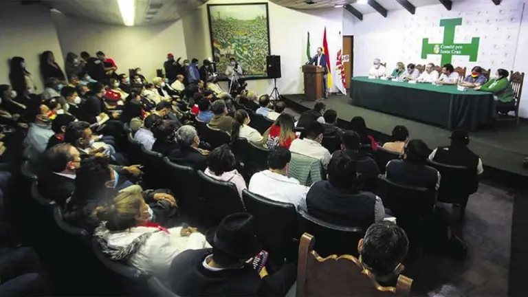 La cumbre del Bloque de Unidad que se celebr&oacute; hace poco en en Santa Cruz. EL DEBER