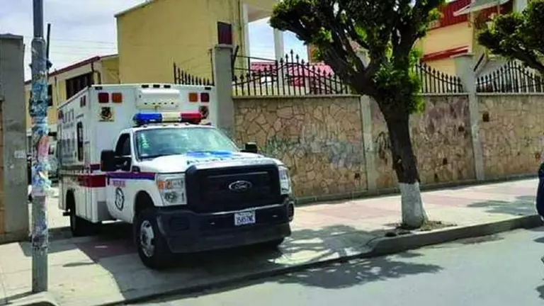 El frente del asilo Sagrada Familia, situado en Oruro. Urgente.bo