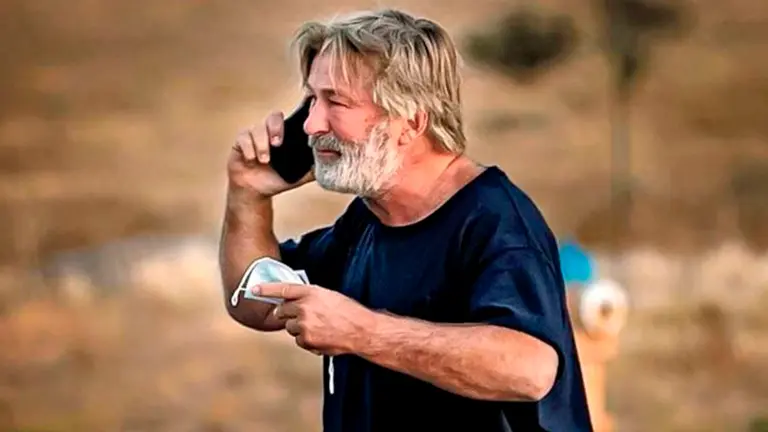 El actor Alec Baldwin en el set de grabaci&oacute;n. BBC