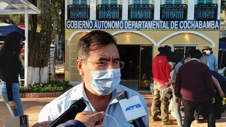El gobernador Humberto S&aacute;nchez visita el recinto ferial de Cochabamba. GADC