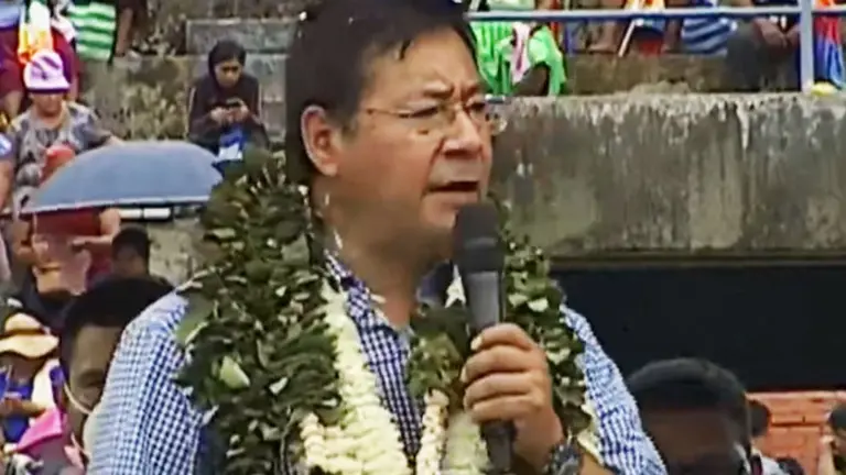 El presidente Luis Arce en la concentraci&oacute;n de las seis federaciones del Tr&oacute;pico en Shinahota. ERBOL