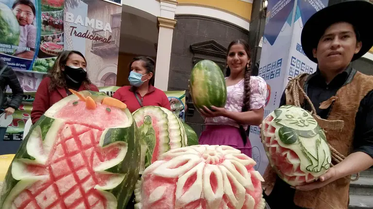 El lanzamiento, este lunes, de la Feria de la Sandía. DICO SOLÍS