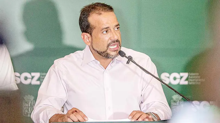 El gobernador de Santa Cruz, Luis Fernando Camacho.  APG