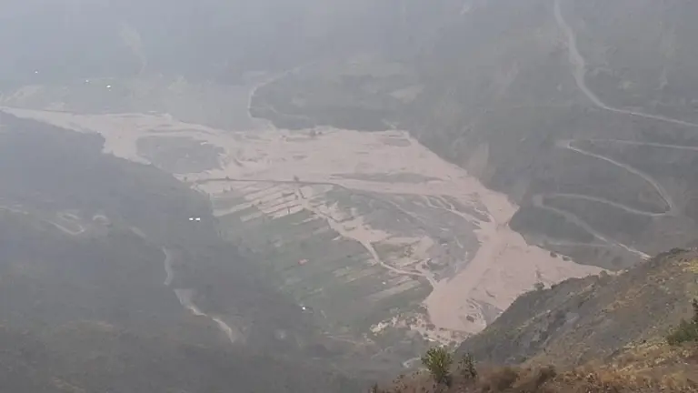 Crecida del río Arque por las lluvia.  MANCOMUNIDAD REGI&Oacute;N ANDINA.