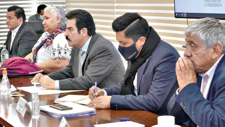 Algunos alcaldes en la reunión con el Gobierno. APG