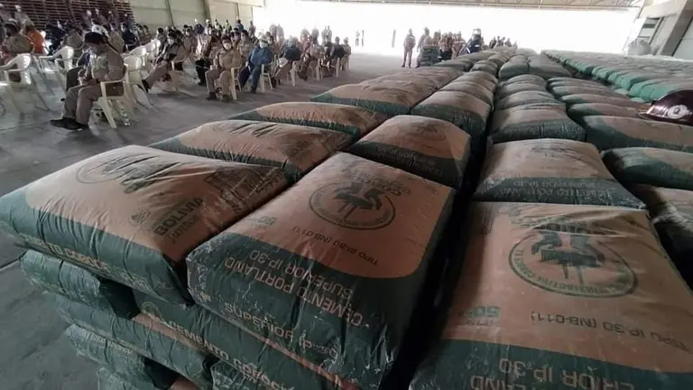 Algunos productos de COBOCE R.L., la cooperativa m&aacute;s grande del pa&iacute;s. DICO SOL&Iacute;S