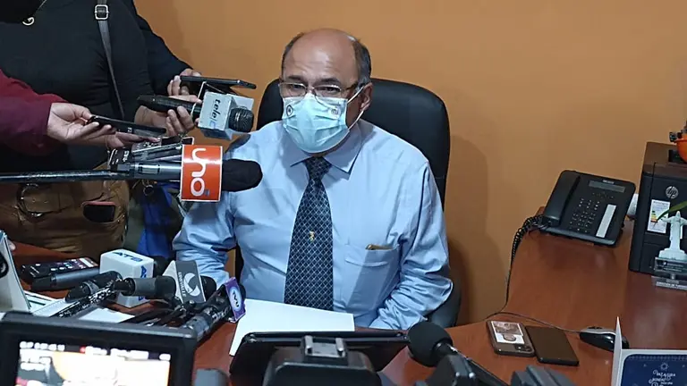 An&iacute;bal Cruz, en conferencia de prensa. NICOLE VARGAS.