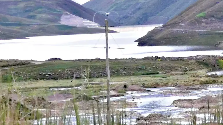 Las aguas de Misicuni se utilizan también para riego. ARCHIVO