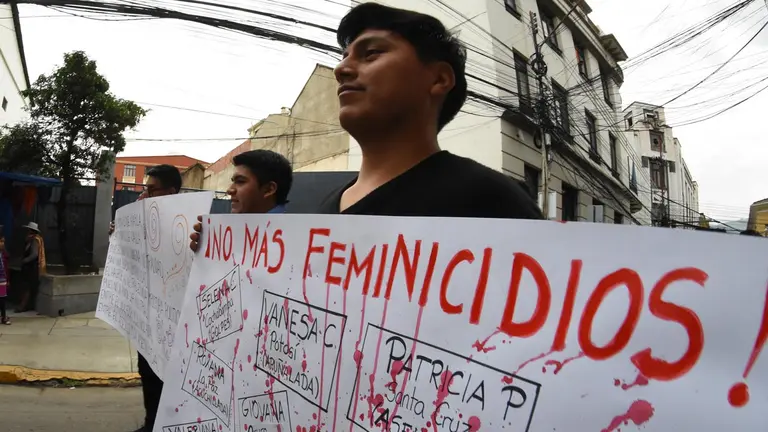 Marcha contra los feminicidios. DICO SOLÍS 
