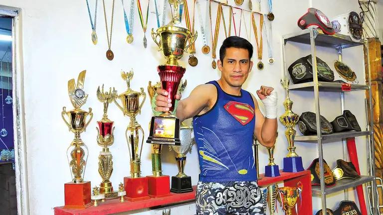 Ariel Rodríguez, el boliviano número uno del kick boxing mundial. NOÉ PORTUGAL