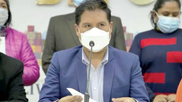 El ministro de Salud, Jeyson Auza, en conferencia. MINISTERIO DE SALUD