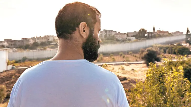 Un fotograma de &lsquo;A 200 metros&rsquo;, del director Ameen Nayfeh.                 NETFLIX