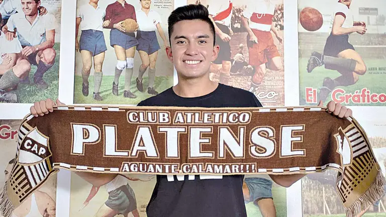 Franz Gonzales durante la presentación en el club Platense. CLUB PLATENSE