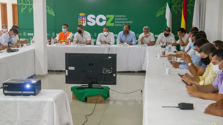 Reuni&oacute;n del COEM en Santa Cruz.