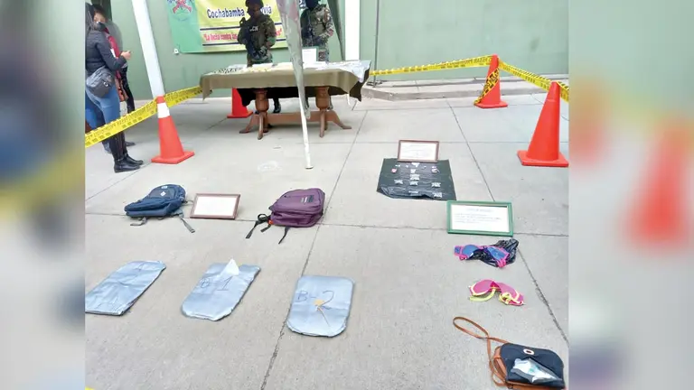 FELCN expone la droga secuestrada en seis operativos. OPINIÓN