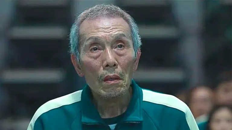 Hist&oacute;rico: el participante "001"del Juego del Calamar gana el Globo de Oro. Gentileza Per&uacute; 21