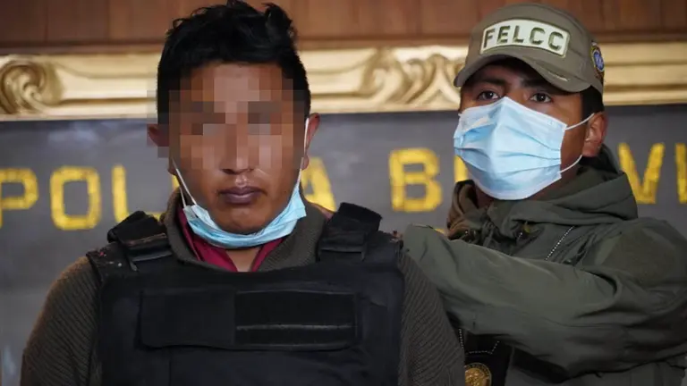 Capturan a sujeto que ofrec&iacute;a servicios sexuales mediante redes sociales. / ABI