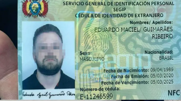 C&eacute;dula de identidad con nombre falso que recibi&oacute; en Bolivia. / Foto: UNITEL