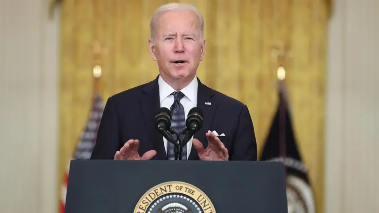 El presidente de EEUU, Joe Biden, habla de la crisis con Rusia sobre Ucrania, este 15 de febrero de 2022, en la Casa Blanca, en Washington. EFE