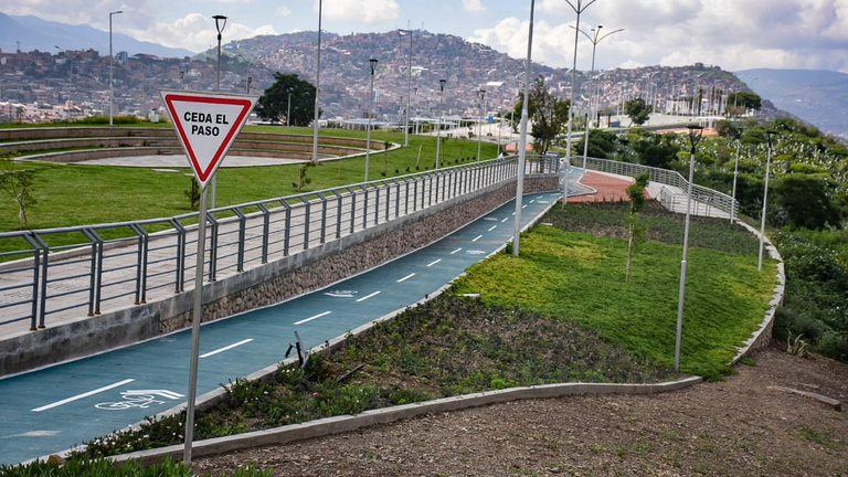 Las obras en la colina de San Sebasti&aacute;n, este mi&eacute;rcoles. DICO SOL&Iacute;S