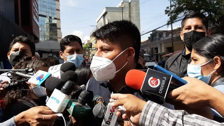 Leonardo Loza, senador por el MAS.