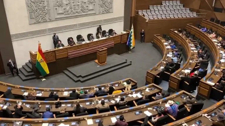 Sesi&oacute;n de la ALP donde han quedado claros los lineamientos para elegir al pr&oacute;ximo Defensor del Pueblo. CAPTURA DE VIDEO