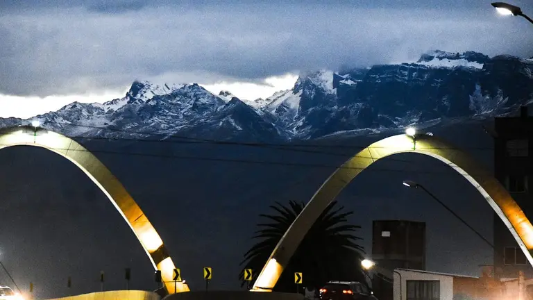 Una imagen de la nevada en el cerro de Cochabamba. DICO SOLÍS