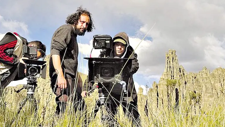 Kiro Russo dirige su pel&iacute;cula "El Gran Movimiento". ARCHIVO