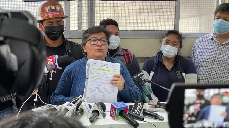 La ministra de Trabajo, Ver&oacute;nica Navia, en conferencia de prensa respecto a la COD. ALEJANDRO ORELLANA