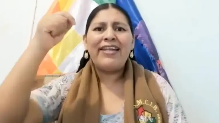 Ang&eacute;lica Ponce, la ahora exejecutiva de la Confederaci&oacute;n Sindical de Mujeres de Comunidades Interculturales de Bolivia (CSMCIB). URGENTE.BO