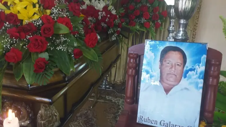 El f&eacute;retro de Rub&eacute;n G., el hombre que no resisti&oacute; tras haber sido quemado, en Vinto. Ricardo Cruz