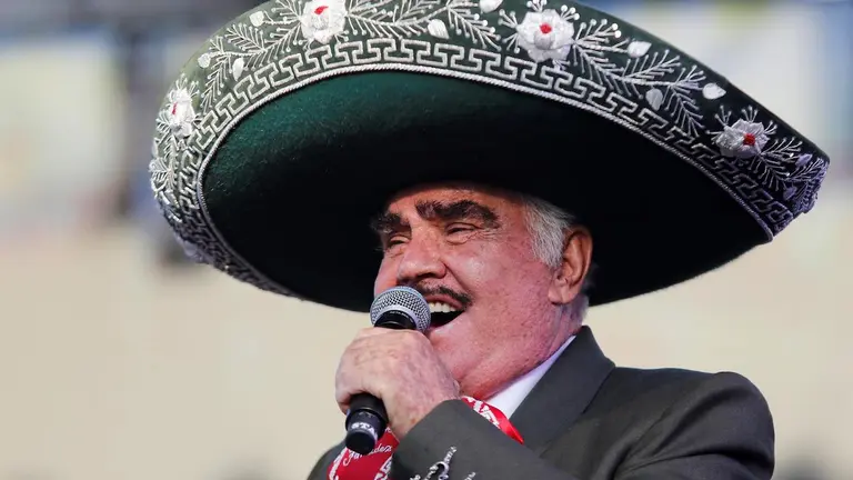 Fotograf&iacute;a de archivo fechada el 6 de octubre de 2019, del cantante mexicano, Vicente Fern&aacute;ndez. EFE/ Francisco Guasco