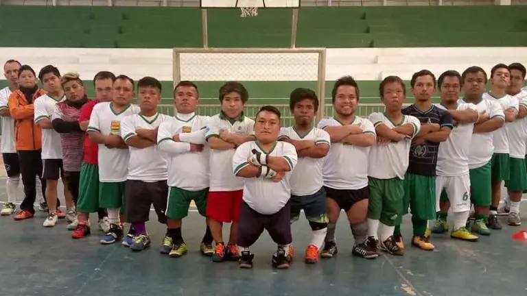 Una imagen de los entrenamientos que la Selección Nacional de talla baja ha tenido en Santa Cruz. Diez