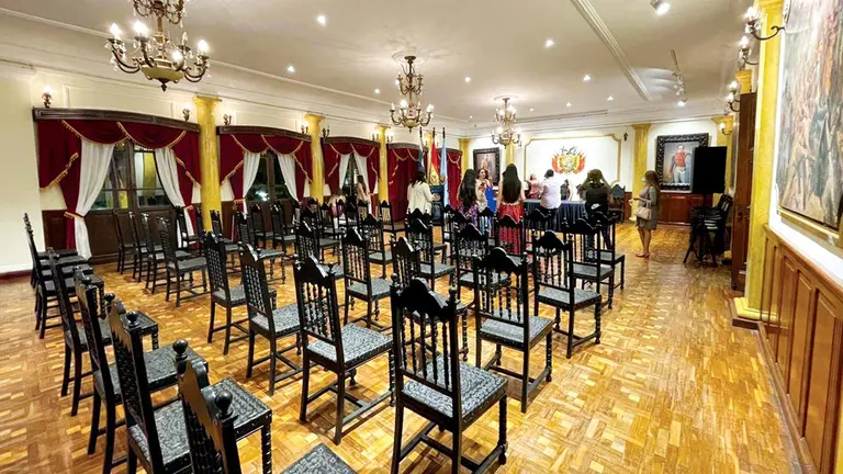 El salón de honor de la exgobernación, ahora Casa Departamental de Culturas. ARCHIVO	