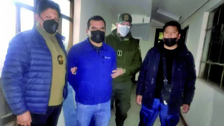 El teniente coronel Ra&uacute;l Cabezas al momento de su aprehensi&oacute;n. RRSS