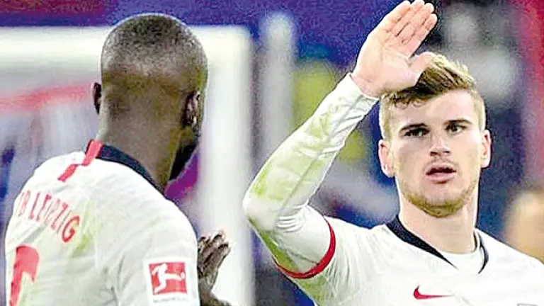 Festejan los jugadores de Leipzig. RECORD.COM.MX