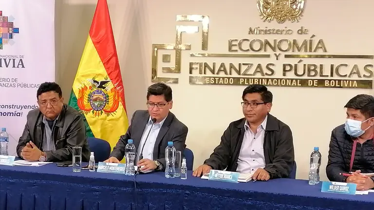 TOMADA DE ERBOL. 