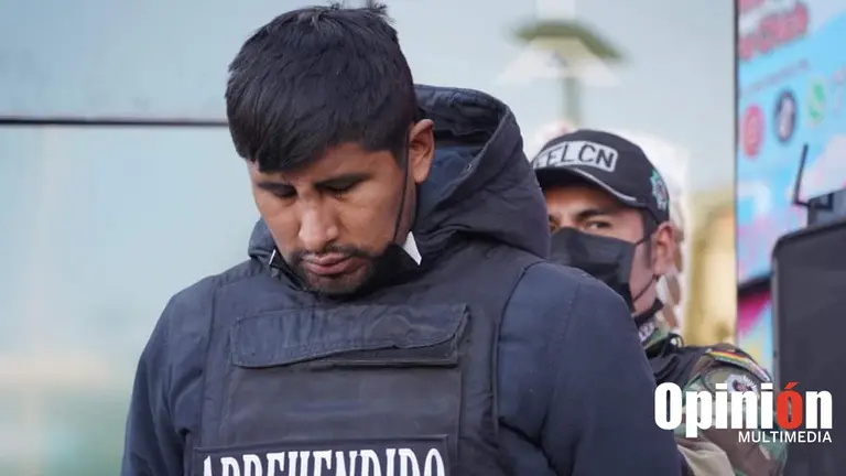Presentan a expolicía hallado con droga en Los Yungas, La Paz. MINISTERIO DE GOBIERNO