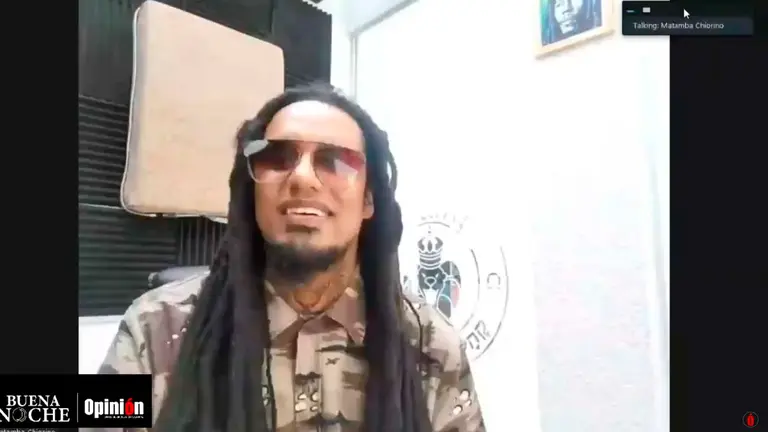 El cantante Matamba en entrevista con OPINI&Oacute;N. CAPTURA.