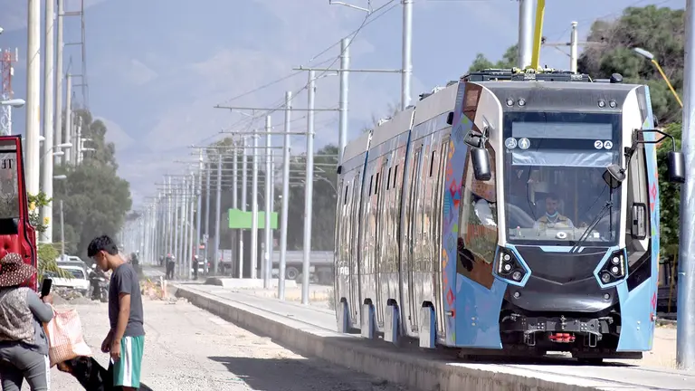 Imagen referencial del tren metropolitano. ARCHIVO