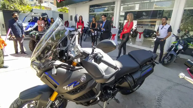 Motos de Yamaha que son expuestas en el nuevo showroom de Toyosa. DICO SOL&Iacute;S