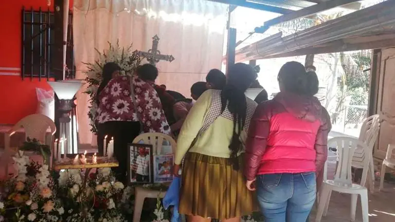 Velorio del ni&ntilde;o de 11 a&ntilde;os, ultrajado y muerto en Yapacan&iacute;. IV&Aacute;N NAJAYA-UNITEL