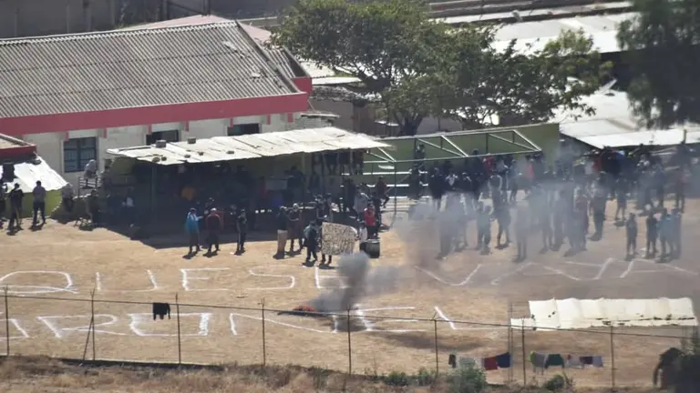 Imagen panor&aacute;mica del penal de m&aacute;xima seguridad denominado El Abra, durante el mot&iacute;n de los reos. NO&Eacute; PORTUGAL
