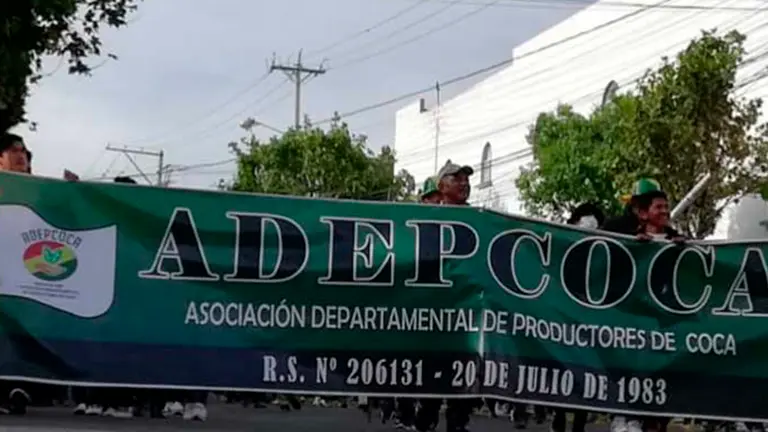 Adepcoca La Paz. TOMADA DE ERBOL