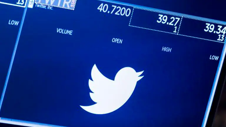 Twitter y su compra. EFE
