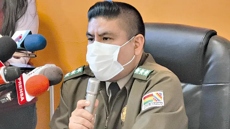 Alfredo Saravia, director de la FELCV de Cochabamba,  durante una conferencia de prensa. OPINIÓN