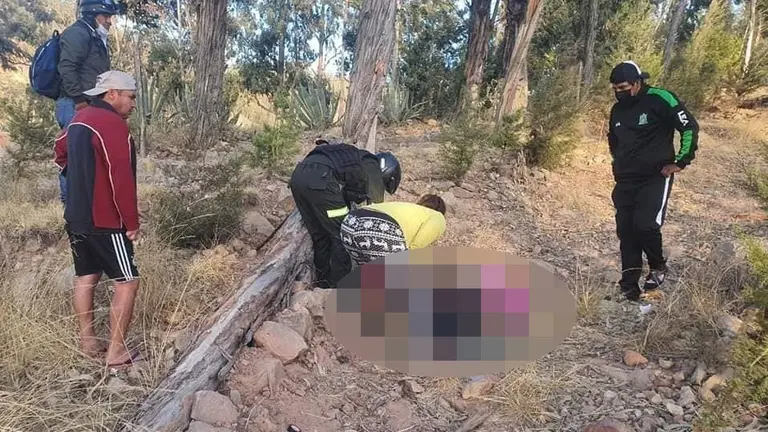 El sitio en el que fueron hallados la mujer y su hijo, en un cerro de Sucre. ERBOL