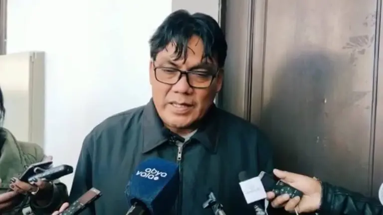 El diputado H&eacute;ctor Arce, del oficialismo, pronunci&aacute;ndose con respecto al problema de Adepcoca.